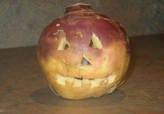When jack-o'-lanterns were turnips, not pumpkins, and other Halloween  origins | CBC News
